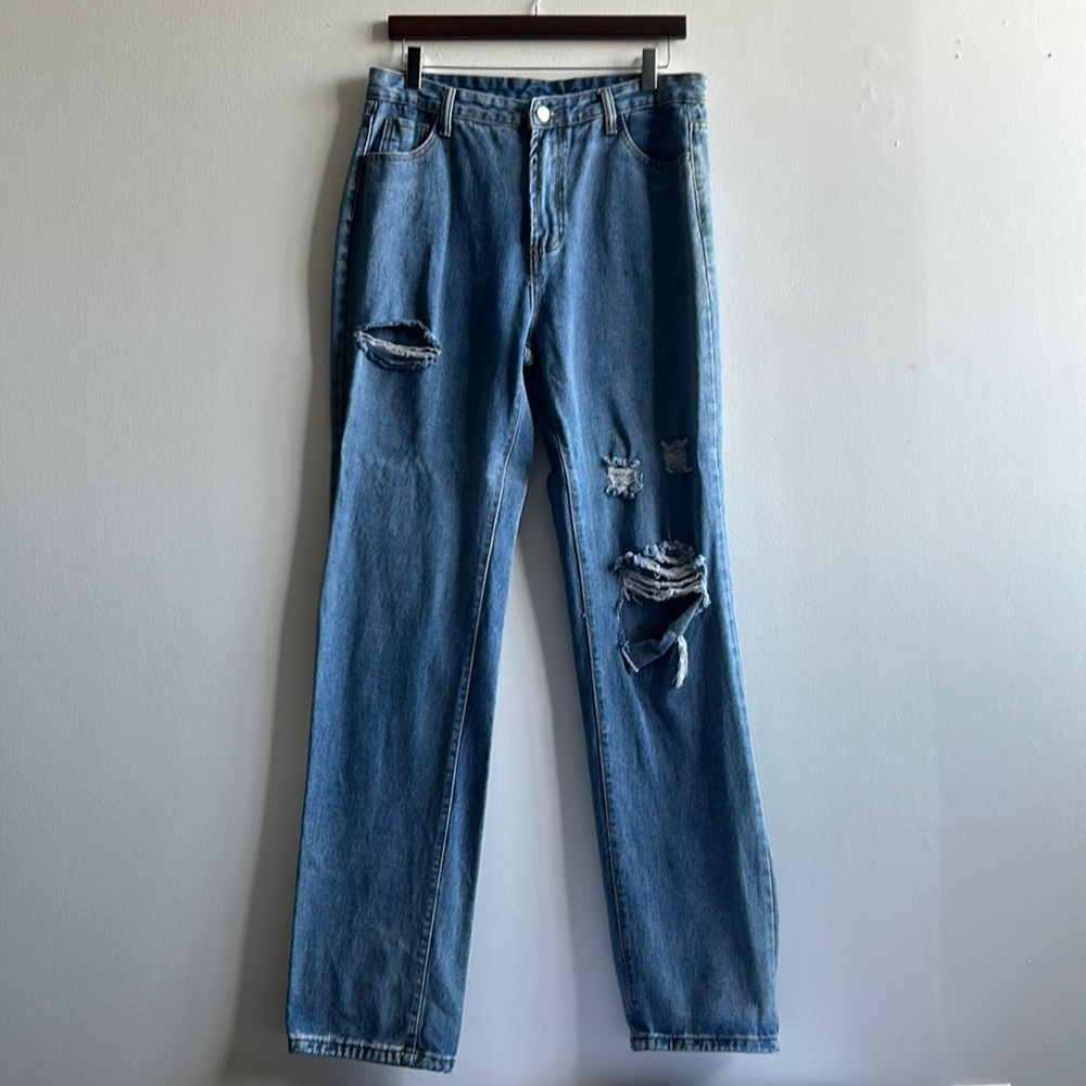 Shein Distressed Jeans Size Large (10) .